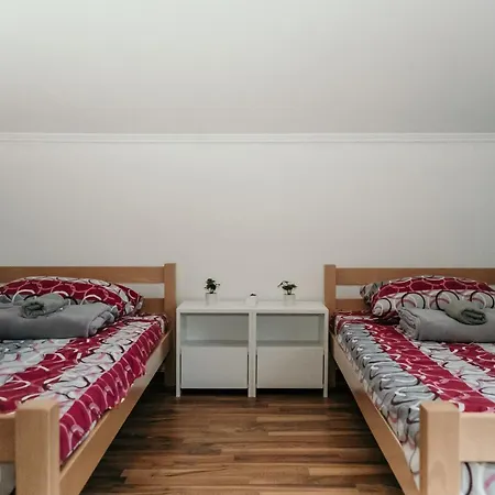 Mirna Bosna Holiday home *